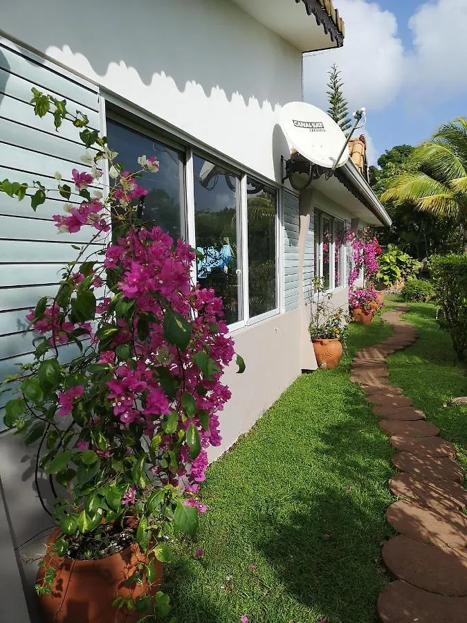 Bungalow Maelie La Trinite